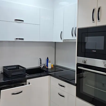 Apartament White Magic *